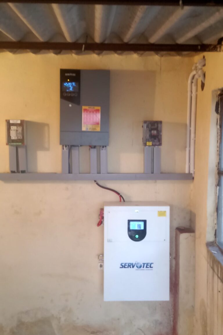 Servotec solar inverter available in Zirakpur